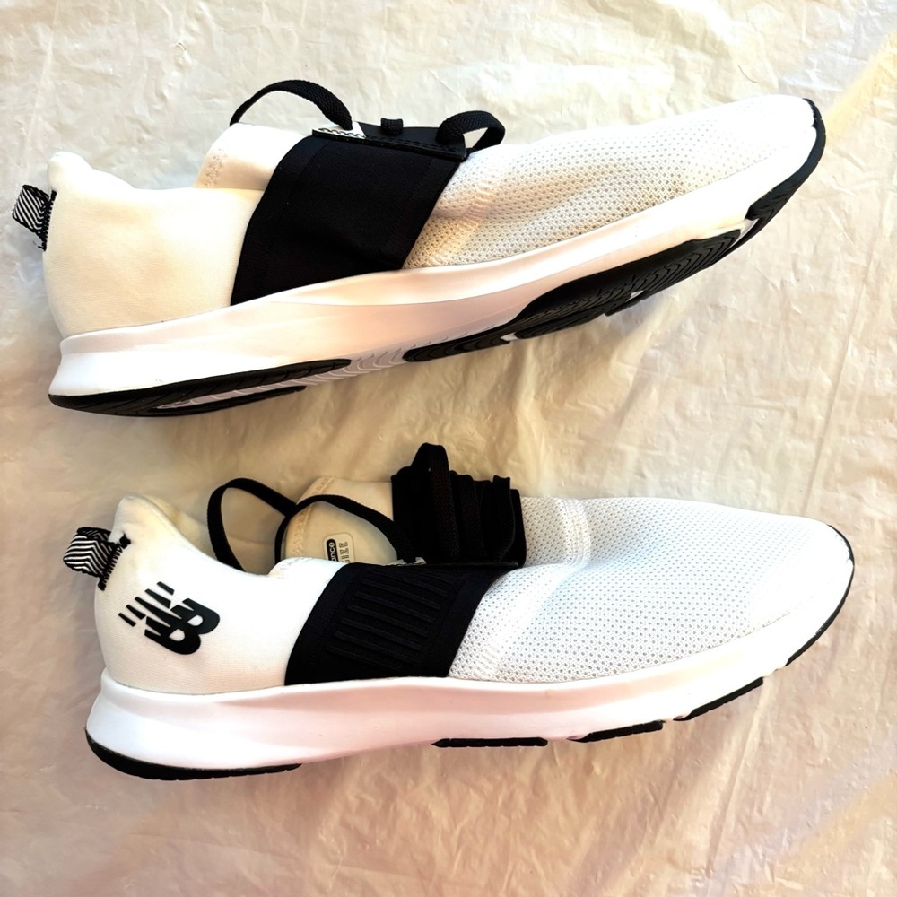 NWOT New Balance Dynasoft Nergize v3 White and Black Sneakers SZ 10 - Picture 12 of 12